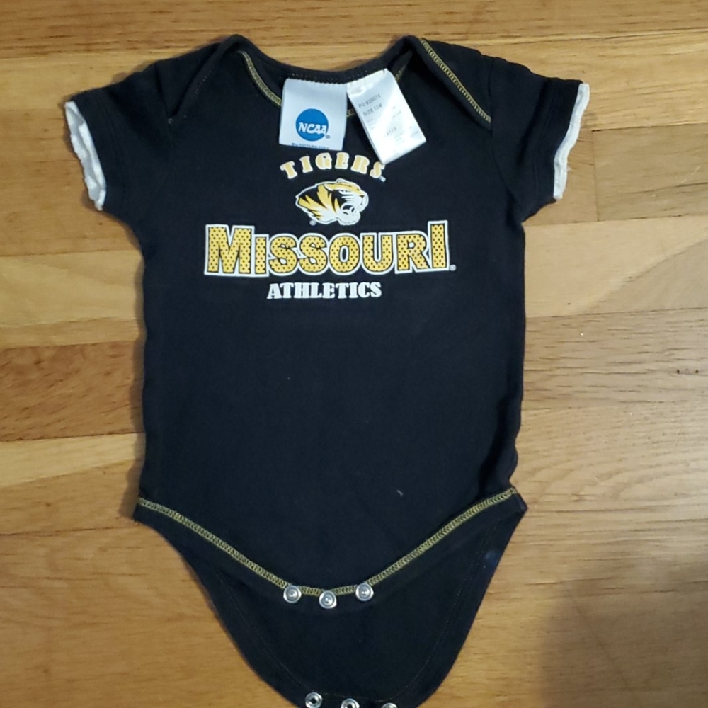 Baby girls Mizzou onesie‎ 12M